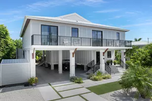 239 W Seaview Dr, Duck Key, FL 33050 - Photo 10