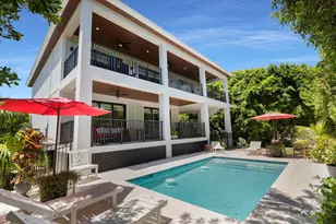 239 W Seaview Dr, Duck Key, FL 33050 - Photo 1