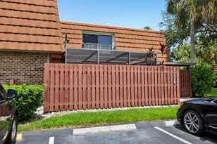 1176 SW 118th Terrace, Davie, FL 33325 - Photo 4