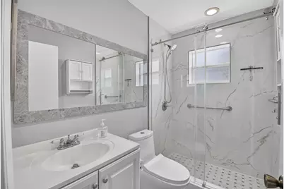 374 Capri H, Delray Beach, FL 33484 - Photo 18