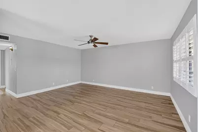 374 Capri H, Delray Beach, FL 33484 - Photo 8