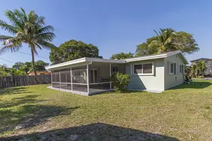 116 NW 8th St, Boca Raton, FL 33432 - Photo 22