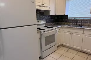 717 SE 16th St, Fort Lauderdale, FL 33316 - Photo 2