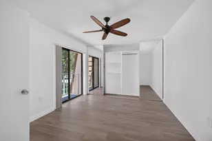 851 Blue Ridge Cir, West Palm Beach, FL 33409 - Photo 12