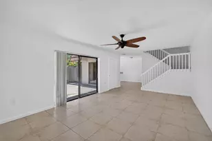 851 Blue Ridge Cir, West Palm Beach, FL 33409 - Photo 6