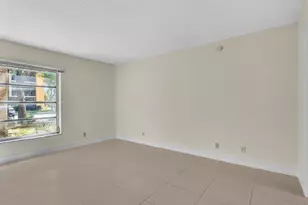 470 NW 20th St, Boca Raton, FL 33431 - Photo 16