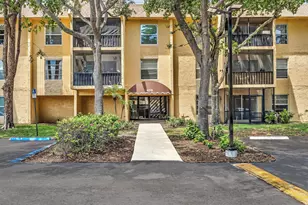 470 NW 20th St, Boca Raton, FL 33431 - Photo 1