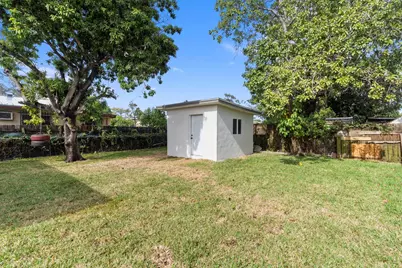 865 SE 12th Street #A, Hialeah, FL 33010 - Photo 40