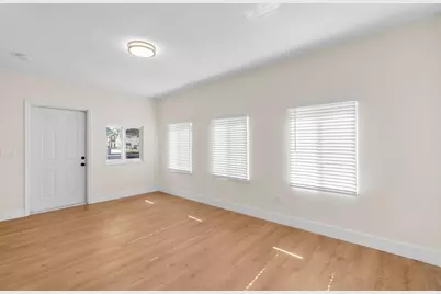 865 SE 12th Street #A, Hialeah, FL 33010 - Photo 12