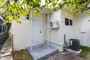 865 SE 12th St, Hialeah, FL 33010 - Photo 42