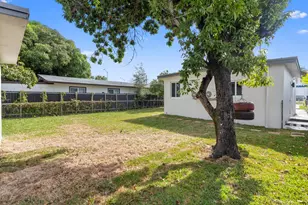 865 SE 12th St, Hialeah, FL 33010 - Photo 38