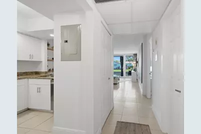 108 Royal Park Drive #1d, Oakland Park, FL 33309 - Photo 10