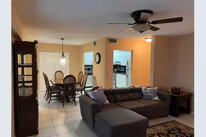 203 Suffolk #E, Boca Raton, FL 33434 - Photo 1