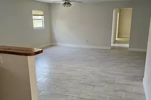 2013 SE Dock St, West Palm Beach, FL 33401 - Photo 14