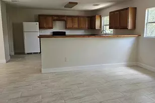 2013 SE Dock St, West Palm Beach, FL 33401 - Photo 4