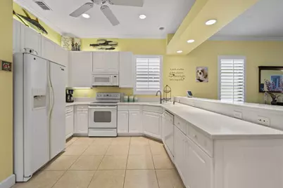 3320 Caracal Drive, Fort Pierce, FL 34949 - Photo 10