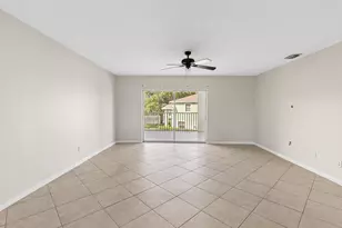 2127 SE Wild Meadow Cir, Port Saint Lucie, FL 34952 - Photo 10