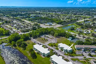 2127 SE Wild Meadow Cir, Port Saint Lucie, FL 34952 - Photo 32