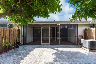 1013 NW 53rd St, Deerfield Beach, FL 33064 - Photo 32