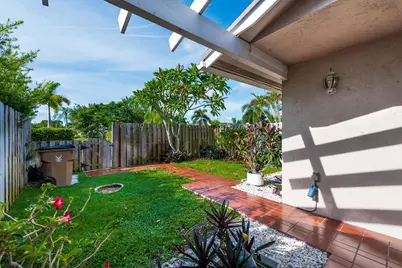 1013 NW 53rd Street, Deerfield Beach, FL 33064 - Photo 36