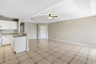 9312 NW 54th St, Sunrise, FL 33351 - Photo 8