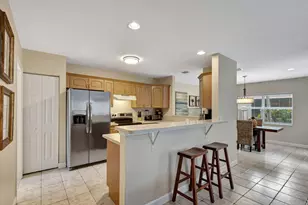 13792 Yarmouth Dr, Wellington, FL 33414 - Photo 18