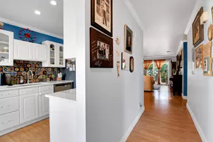 8932 Warwick Dr, Boca Raton, FL 33433 - Photo 8