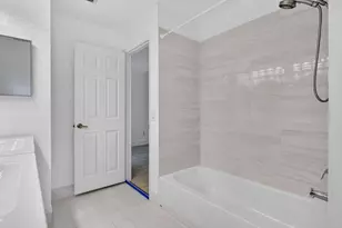 7087 NW 78th Pl, Parkland, FL 33067 - Photo 32