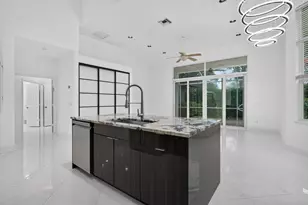 7087 NW 78th Pl, Parkland, FL 33067 - Photo 16