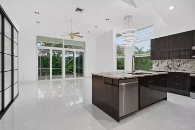 7087 NW 78th Place, Parkland, FL 33067 - Photo 12