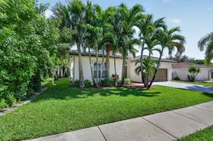 10803 Paso Fino Dr, Lake Worth, FL 33449 - Photo 2