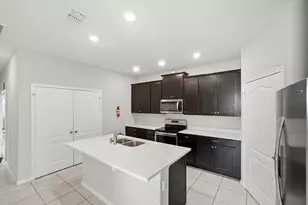 5102 Joyous Pl, Fort Pierce, FL 34947 - Photo 10