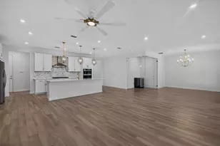 13621 SW Bally Dr, Port Saint Lucie, FL 34987 - Photo 12