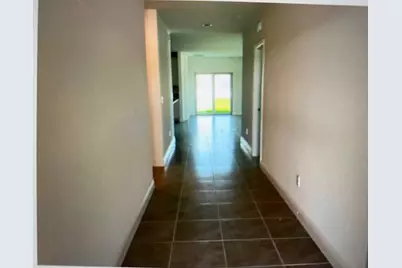 467 SW Jeanne Avenue, Port Saint Lucie, FL 34953 - Photo 8