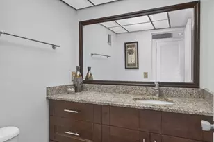 307 Wellington C, West Palm Beach, FL 33417 - Photo 10