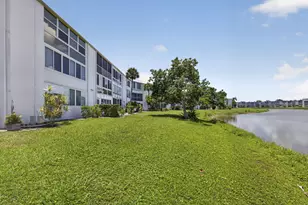 307 Wellington C, West Palm Beach, FL 33417 - Photo 18