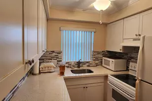 15 SE 13th St, Boca Raton, FL 33432 - Photo 4