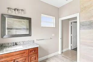 5866 NW Mesa Cir, Port Saint Lucie, FL 34986 - Photo 32