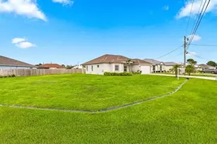 5866 NW Mesa Cir, Port Saint Lucie, FL 34986 - Photo 44