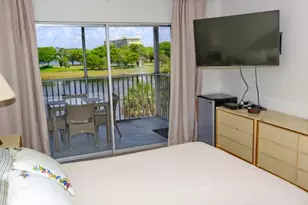 2801 N Palm Aire Dr, Pompano Beach, FL 33069 - Photo 22