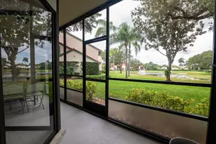 3 Lexington Ln E, Palm Beach Gardens, FL 33418 - Photo 6