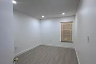 19823 NW 64th Pl, Hialeah, FL 33015 - Photo 10