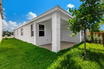 1872 NW 6th Court, Pompano Beach, FL 33069 - Photo 28