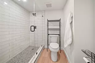 2240 N Cypress Bend Dr, Pompano Beach, FL 33069 - Photo 12