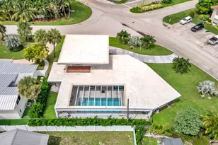 2812 NE 27th St, Lighthouse Point, FL 33064 - Photo 32