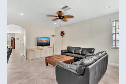 5575 NE Trieste Way, Boca Raton, FL 33487 - Photo 16
