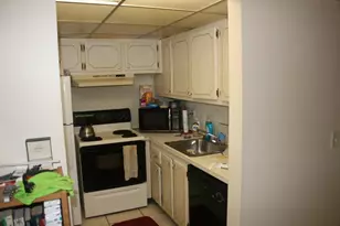 28 Camden B, West Palm Beach, FL 33417 - Photo 6
