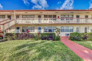 28 Camden B, West Palm Beach, FL 33417 - Photo 1