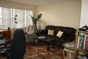 28 Camden B, West Palm Beach, FL 33417 - Photo 2