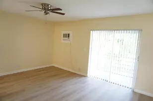 369 Sheffield O, West Palm Beach, FL 33417 - Photo 8